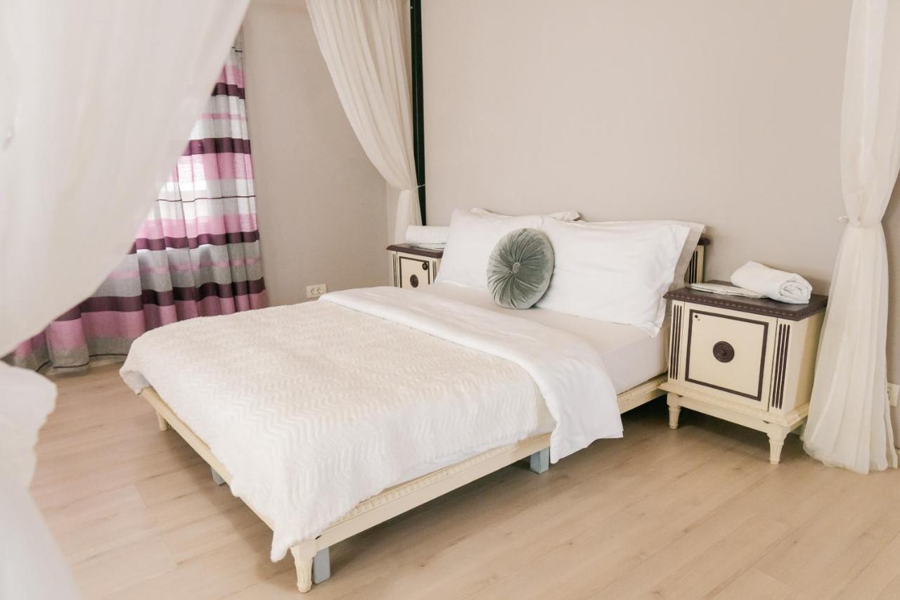 Chic Aparthotel *