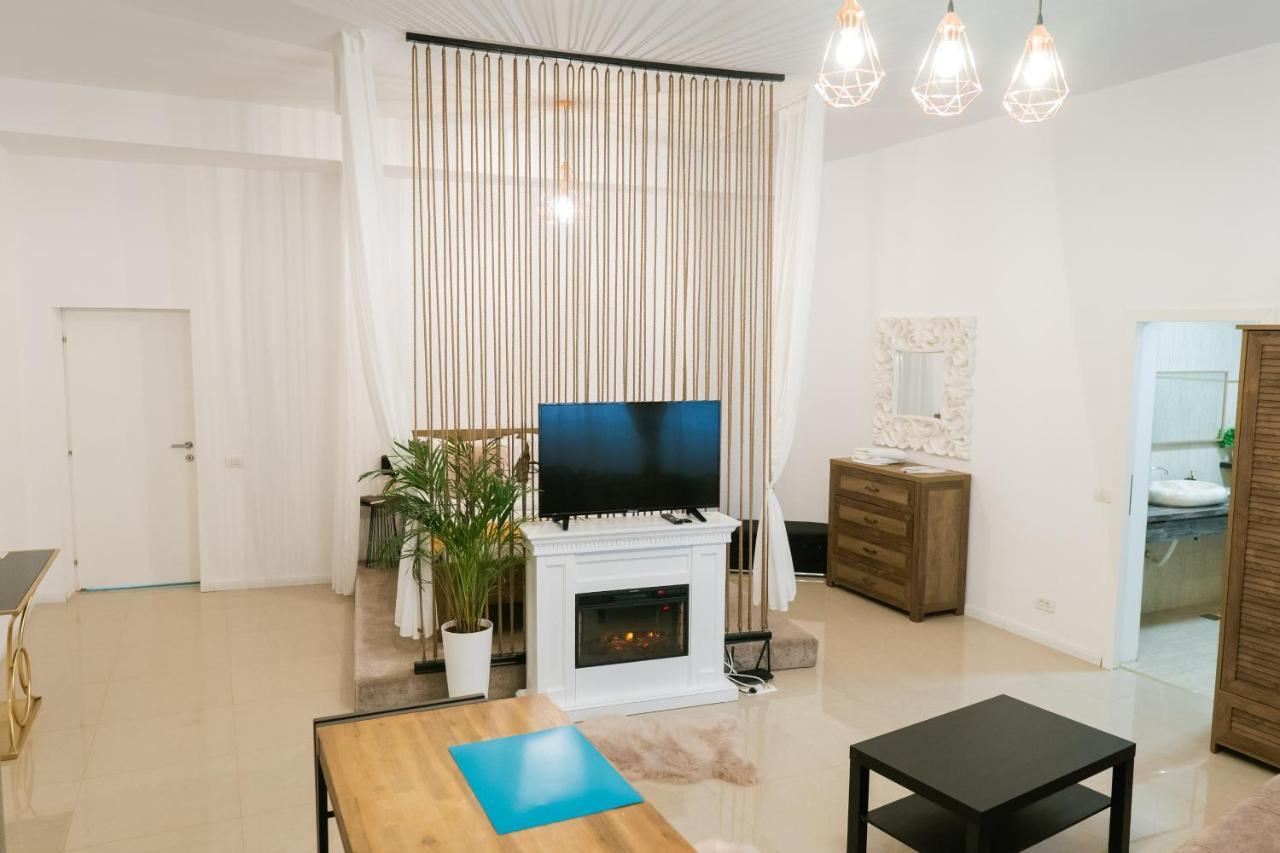 Chic Aparthotel *